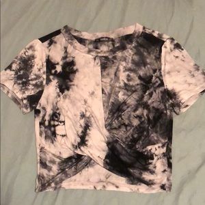 Black and white tie-dye crop top